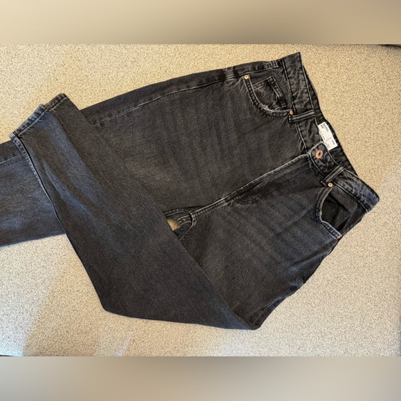 Bershka Mom Jeans - Picture 3 of 3
